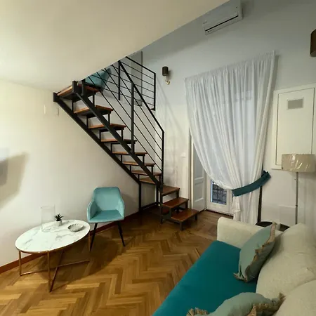 La Maison Toledo بيت ضيافة نابولي