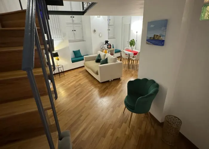 Affittacamere La Maison Toledo 4*